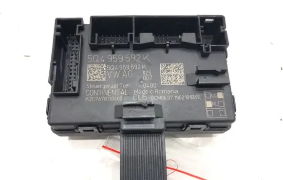 Volkswagen Golf VII Other control units/modules 5Q4959593K
