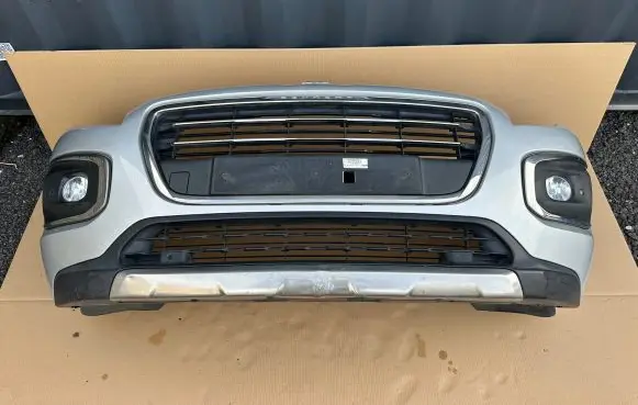 Peugeot 3008 I Front bumper C06510-091ISM001
