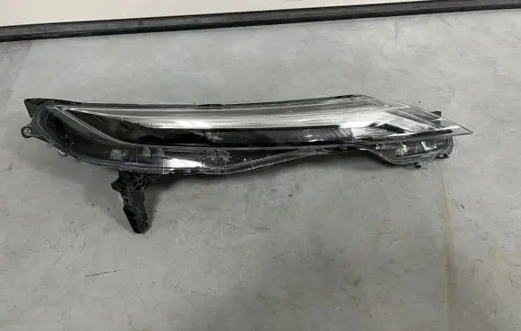 Nissan Juke II F16 Headlight/headlamp 90170975