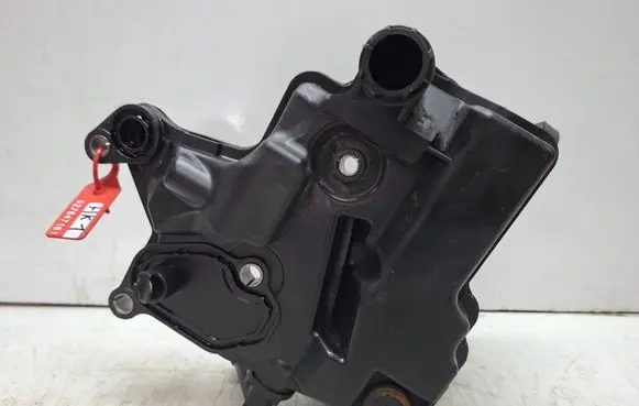 Peugeot 508 Oil breather separator S27647161 9670033180