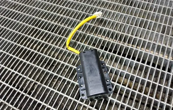 Mitsubishi ASX Passenger airbag on/off switch 