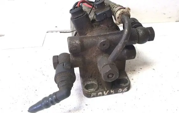 Toyota RAV 4 (XA30) Fuel filter housing 
