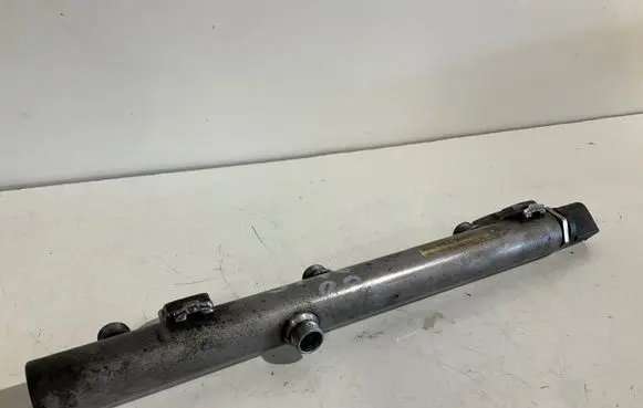 Mercedes-Benz E W211 Fuel main line pipe A6420702595 0817100016