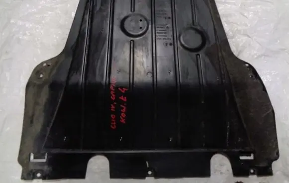 Renault Captur Engine splash shield/under tray 8200161848