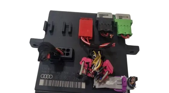 Audi A4 S4 B6 8E 8H Comfort/convenience module 8E0907279E
