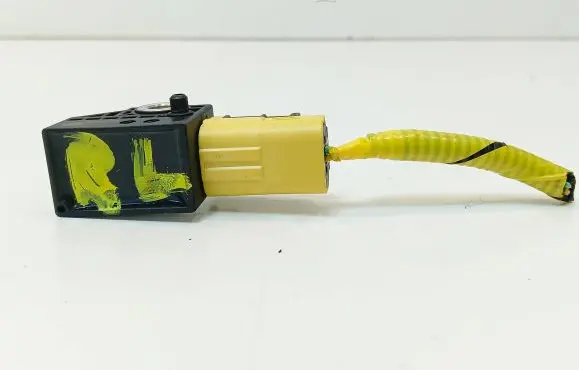 Honda CR-V Airbag deployment crash/impact sensor 77970SWAE113M4 5WK43786