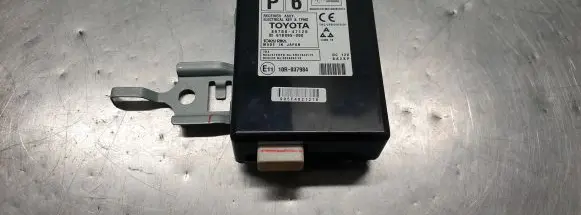 Toyota Prius+ (ZVW40) Other control units/modules 897B047120 61B995000 10R037984