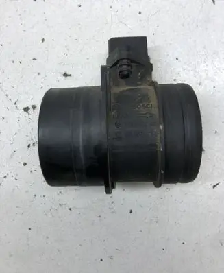 Skoda Octavia Mk2 (1Z) Mass air flow meter 074906461B 0281002461