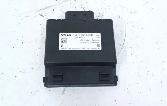 Audi Q5 SQ5 Voltage converter/converter module 8K0959663B