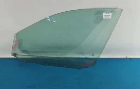 Mercedes-Benz C W204 Front door window glass four-door IMPRK1584272
