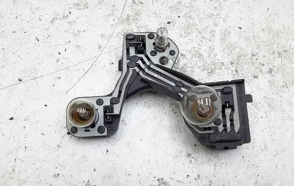 Citroen C5 Tail light bulb cover holder