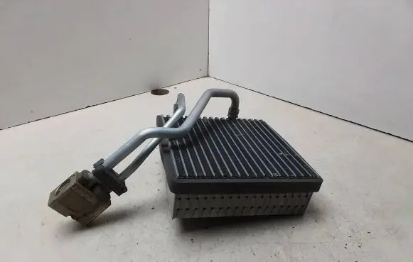 Volkswagen Golf IV Air conditioning (A/C) radiator (interior) 52114790 6565067