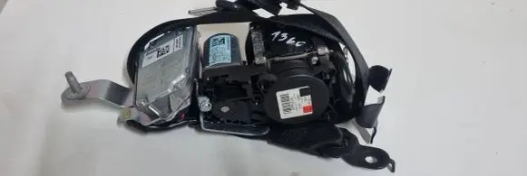 Mercedes-Benz E W212 Front seatbelt A2128607585