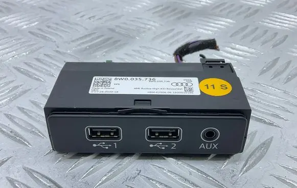 Audi A4 S4 B9 AUX in-socket connector 8W0035736 4E1035750D 8L0971883