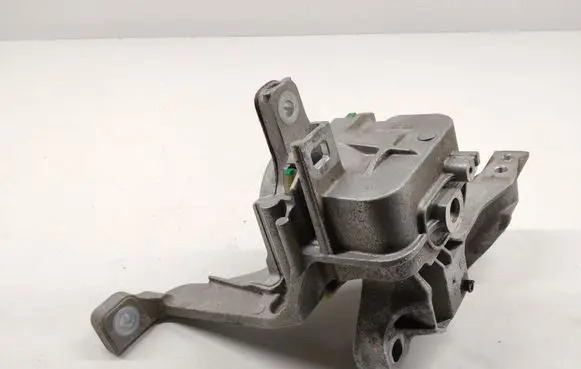 Mercedes-Benz A W177 Engine mount bracket A2472402000