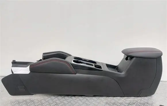 Ford Kuga III Center console 