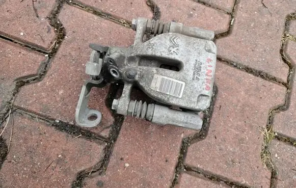 Citroen Berlingo Rear brake caliper 9819337680