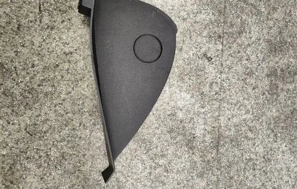 BMW 1 E81 E87 Dashboard side end trim 9124921 11242010 107473