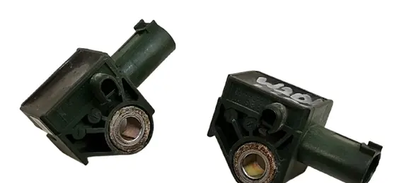 Mercedes-Benz C W204 Airbag deployment crash/impact sensor A1729056000
