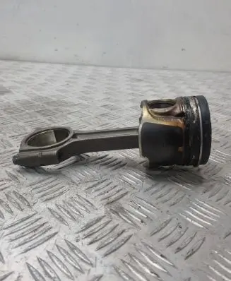 Opel Vivaro Piston with connecting rod 10853