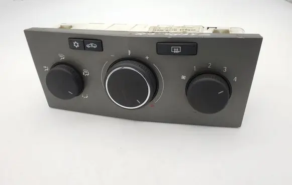 Opel Zafira B Climate control unit 13231057 901513170000