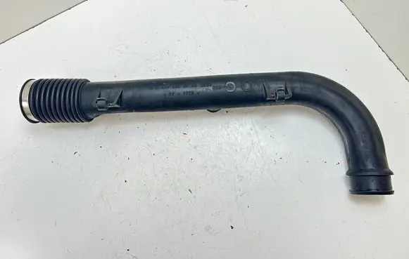 Intercooler hose/pipe