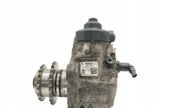 Hyundai ix35 Fuel injection high pressure pump 0445010511