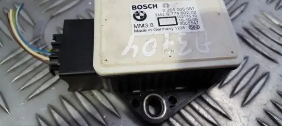 BMW 5 E60 E61 ESP acceleration yaw rate sensor 0265005681 6774602-02