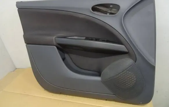 Seat Altea XL Front door card panel trim