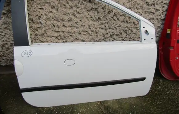 Door (2 Door Coupe)