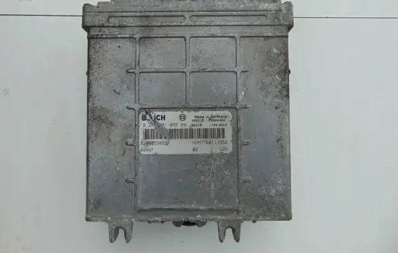 Renault Megane I Engine control unit/module 8200059883