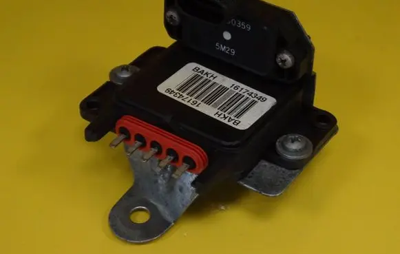 Opel Corsa B Ignition amplifier control unit 16174349 16160359