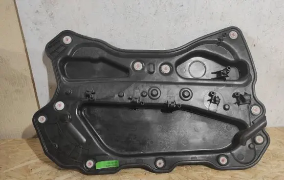 BMW 7 F01 F02 F03 F04 Other front door trim element 7179515 586509 586349