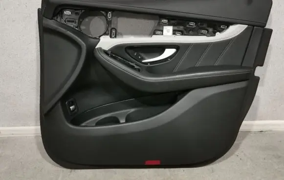 Mercedes-Benz GLC X253 C253 Front door card panel trim