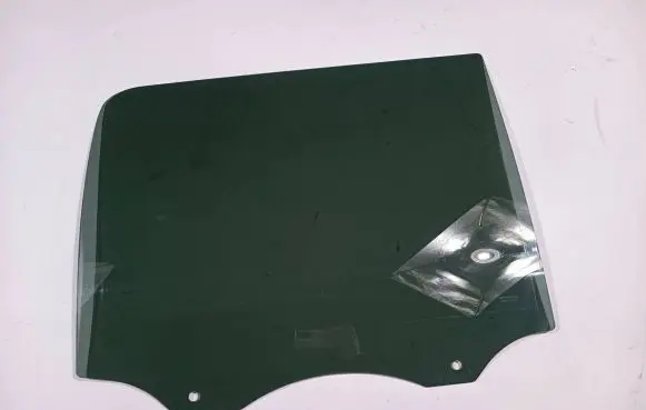 Ford F350 Rear door window glass FL34-1625712-DC