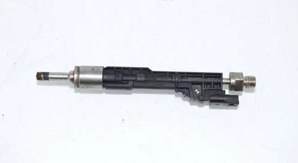 BMW X5 F15 Fuel injector 7645956 13537645956 13538627842
