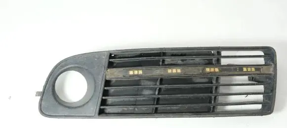 Audi A6 S6 C5 4B Front bumper lower grill 4B0807681J