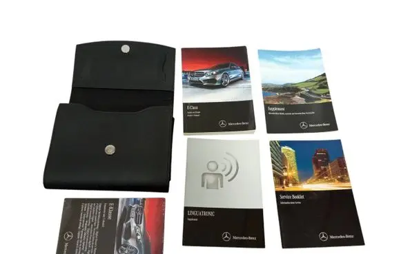 Mercedes-Benz E W212 User manual 