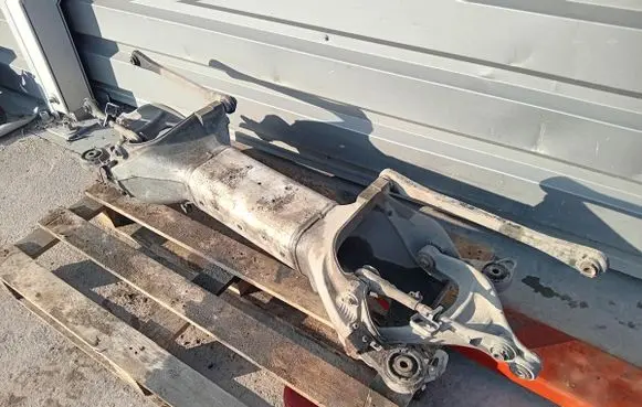 Citroen C5 Rear axle beam 9640718710