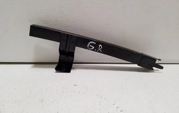 Nissan Navara D23 Rear door windshield rail 4JGR