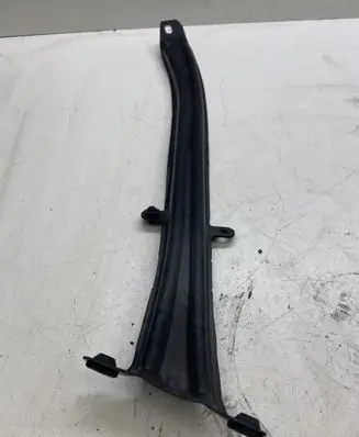 Mercedes-Benz C AMG W204 Other engine bay part A2046280124 0006873423