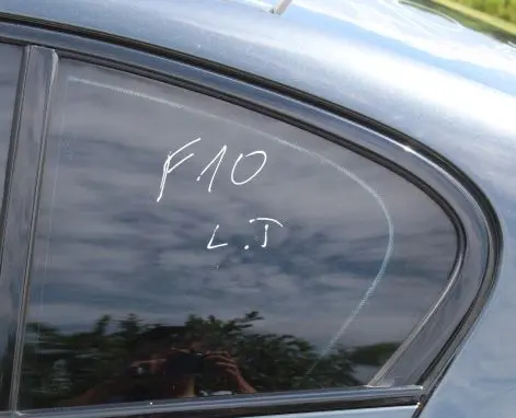 BMW 5 F10 F11 Sliding door window/glass 