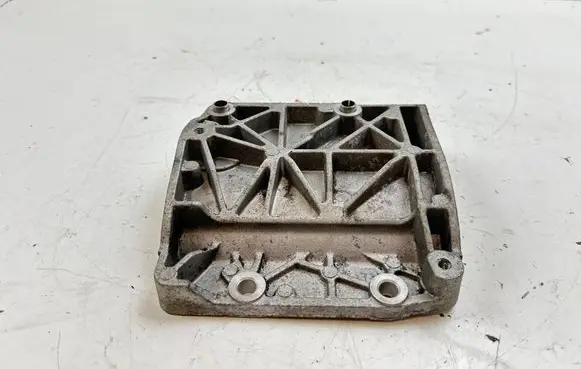 Jaguar XK - XKR A/C compressor mount bracket 2W93190624AA