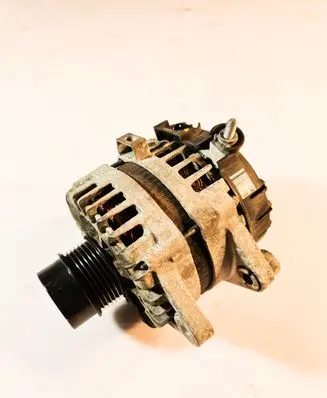 Hyundai Tucson TL Generator/alternator 373002B960