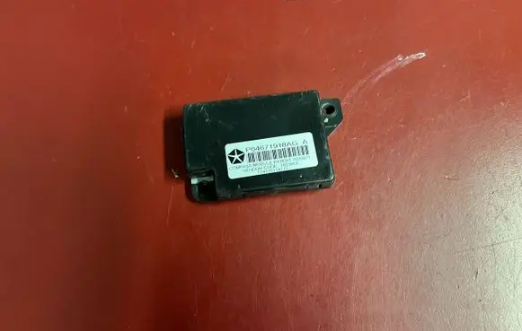 Chrysler Town & Country V Other control units/modules P04671918AG 04671918AG