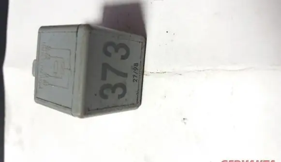 Audi A6 S6 C5 4B Other relay 8D0951253A