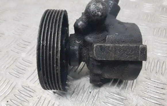 Peugeot Boxer Power steering pump