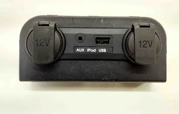KIA Rio AUX in-socket connector 847621W051