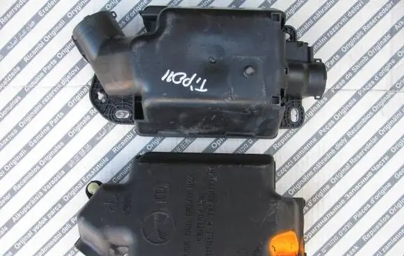 Fiat Tipo Fuse box cover 51890354 51890355