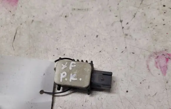 Jaguar XF Airbag deployment crash/impact sensor 8X2314B006AA